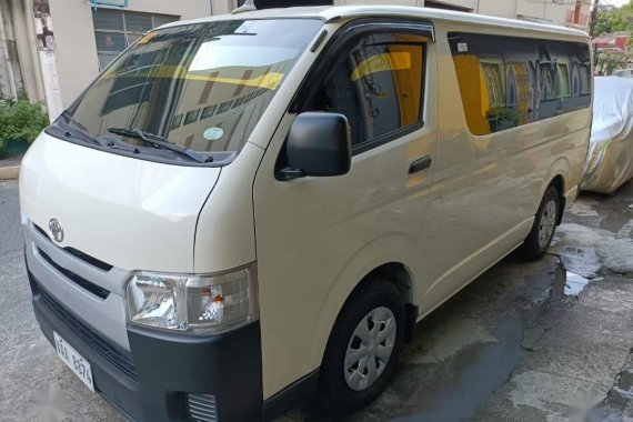 Pearl White Toyota Hiace 2020 for sale in Manila