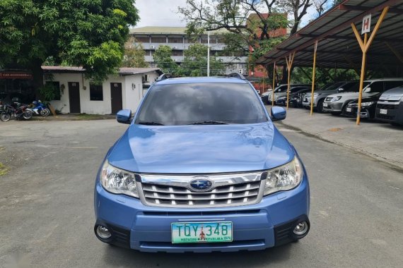 Blue Subaru Forester 2012 for sale in Automatic