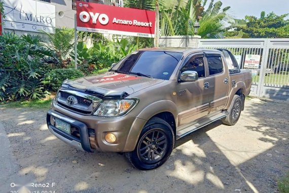 Beige Toyota Hilux 2010 for sale in Meycauayan