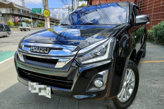 Sell Black 2019 Isuzu D-Max in Quezon City