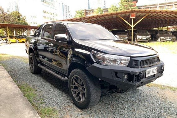 Black Toyota Hilux 2018 for sale in Automatic