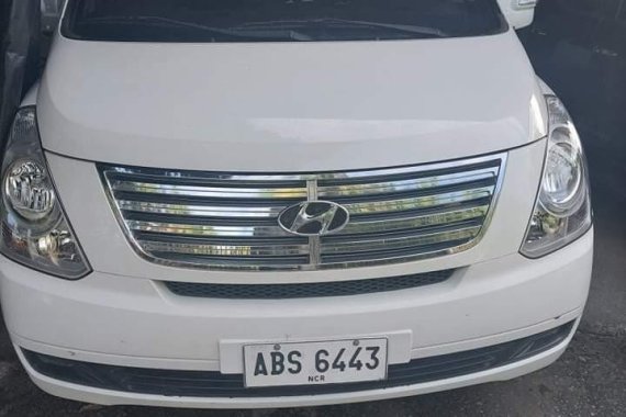 Selling Pearl White Hyundai Grand Starex 2015 in Gattaran