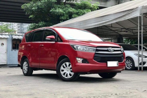 Selling Red Toyota Innova 2017 in Makati