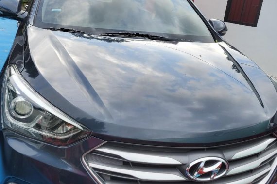 Blue Hyundai Santa Fe 2016 for sale in Las Pinas