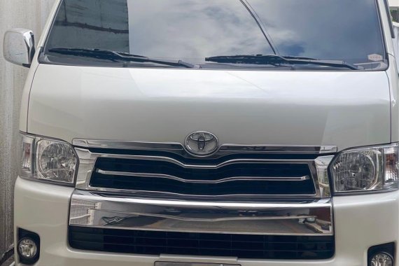 White Toyota Hiace Super Grandia 2018 for sale in Pasig
