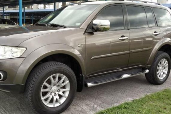 Selling Brown Mitsubishi Montero 2013 in Makati