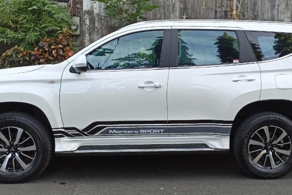 Pearl White Mitsubishi Montero sport 2018 for sale in San Mateo