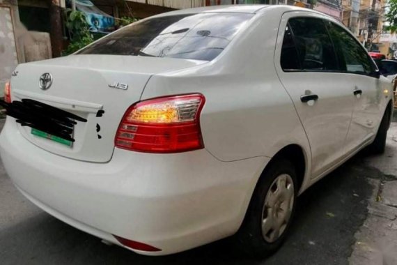 White Toyota Vios 2012 for sale in Manila