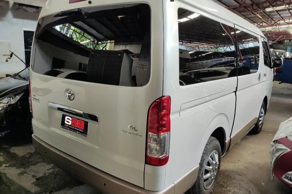 Selling Pearl White Toyota Grandia 2018 in Quezon