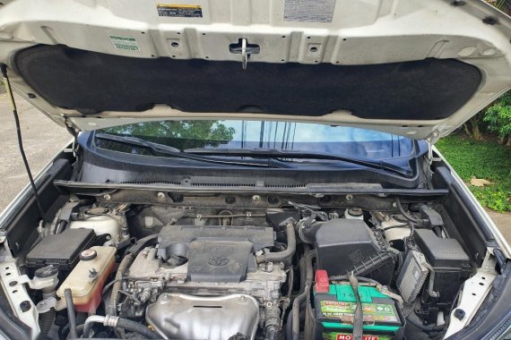 White Toyota RAV4 2017 for sale in Iloilo