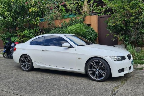 Selling White BMW 335I 2008 in Quezon City