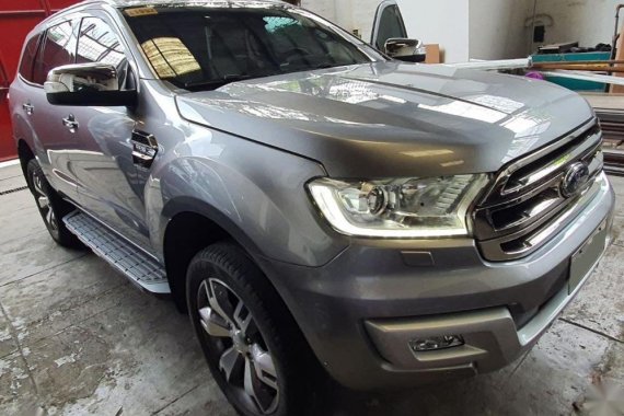 Selling Silver Ford Everest 2016 in Manila