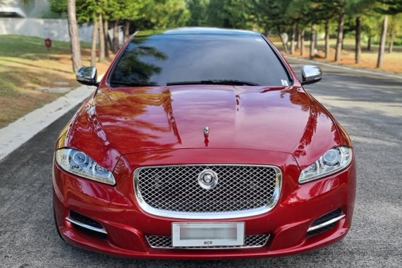 Red Jaguar XJL 2014 for sale in Las Piñas