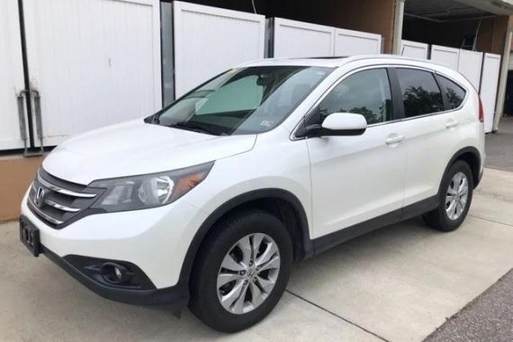 Sell Pearl White 2015 Honda Cr-V in Caloocan