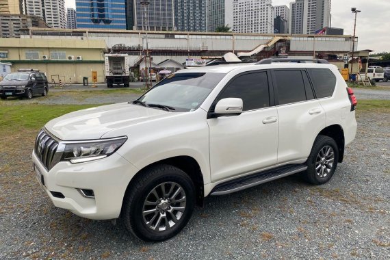 Selling Pearl White Toyota Land Cruiser Prado 2018 in Pasig