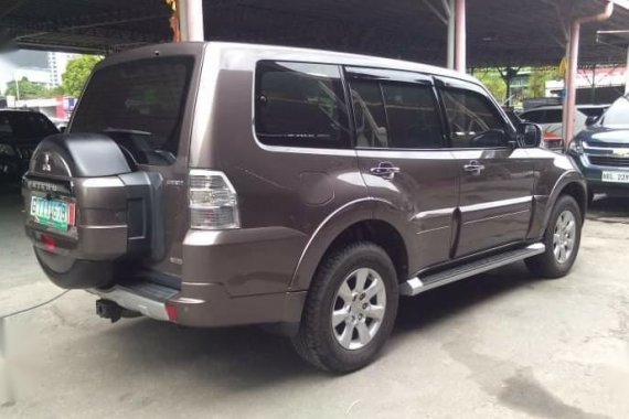 Grey Mitsubishi Pajero 2011 for sale in Automatic