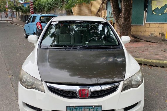 Sell Pearl White 2009 Honda Civic in Marikina