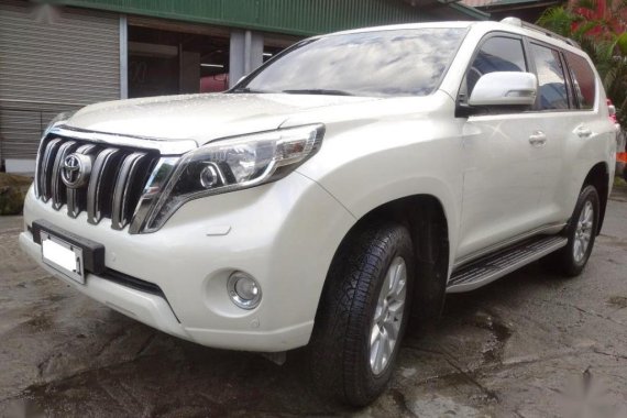 Selling Pearl White Toyota Land Cruiser Prado 2016 in Pasig