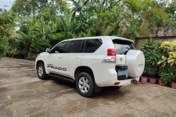 Selling Pearl White Toyota Land Cruiser Prado 2013 in Cebu 