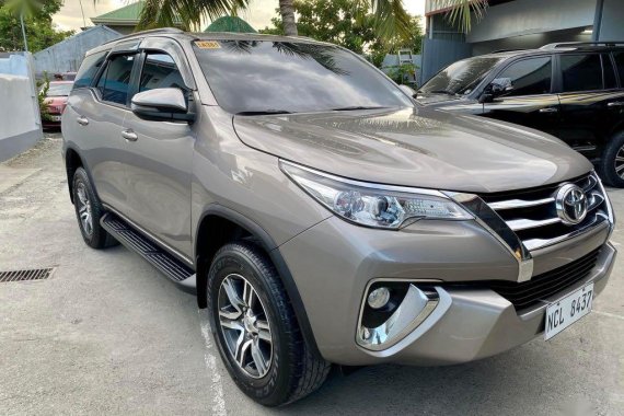 Sell Grey 2018 Toyota Fortuner in Santo Domingo