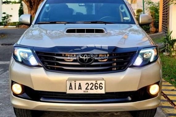 2015-2016 Toyota Fortuner 2.5V Black Series turbo VNT diesel automatic low mileage