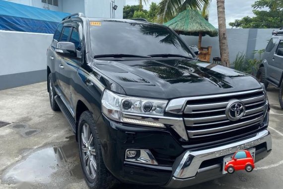 Black Toyota Land Cruiser 2018 for sale in Automatic
