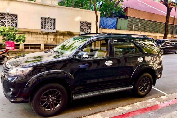 Selling Black 2012 Toyota Fortuner SUV / Crossover affordable price