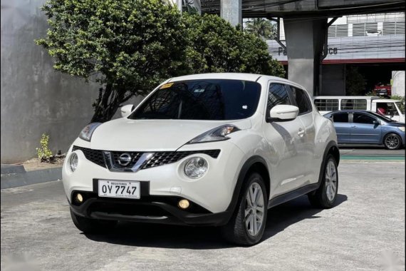 Pearl White Nissan Juke 2018 for sale in Jaen