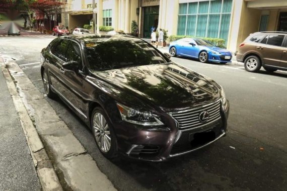 Selling Black Lexus LS460L 2015 in Makati