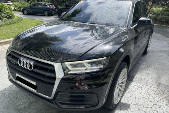 Black Audi Q5 2019 for sale in Makati