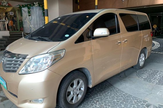 Selling Beige Toyota Alphard 2011 in Mandaluyong
