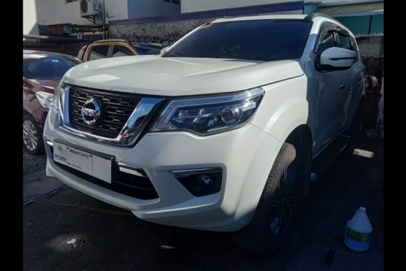 Sell White 2020 Nissan Terra SUV at 12000