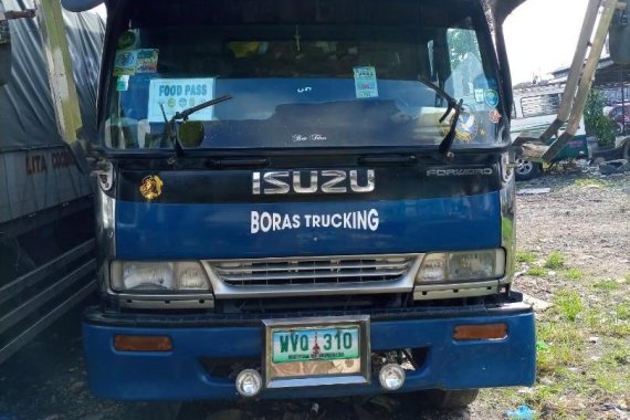 Blue Isuzu Forward 1995 for sale in San Mateo