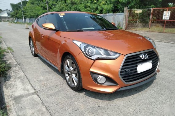 Selling Orange Hyundai Veloster 2017 in Muntinlupa