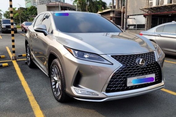 Selling Silver Lexus Rx 350 2020 in Makati