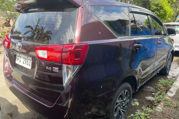 Selling Red Toyota Innova 2021 in Quezon City