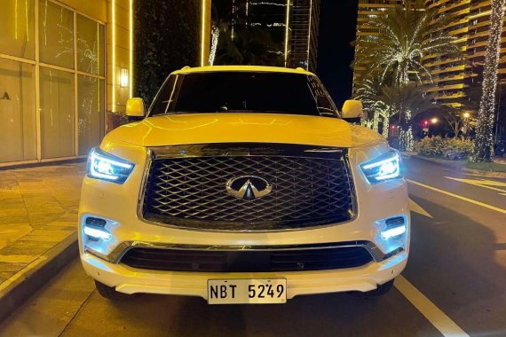 Selling White Infiniti QX80 2019 in Makati