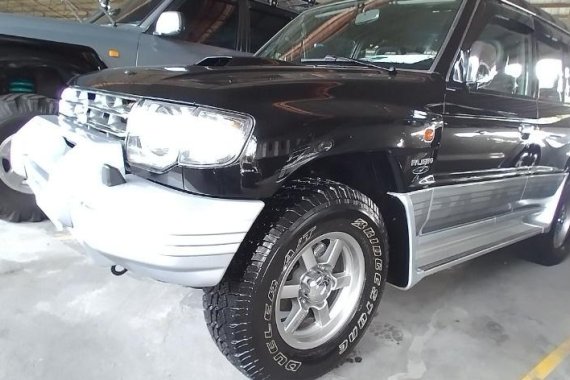 Sell Black 2005 Mitsubishi Pajero in Makati
