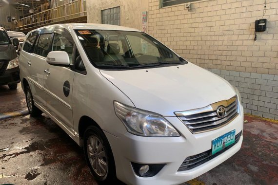 Selling Black Toyota Innova 2013 in San Juan