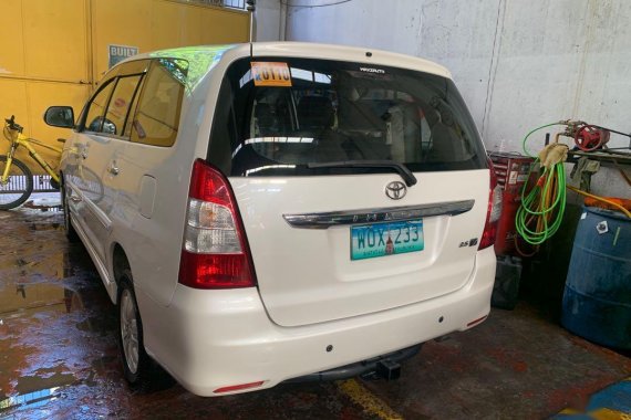 Selling Black Toyota Innova 2013 in San Juan