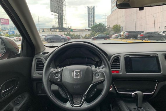 Red Honda Hr-V 2016 for sale in Mandaluyong