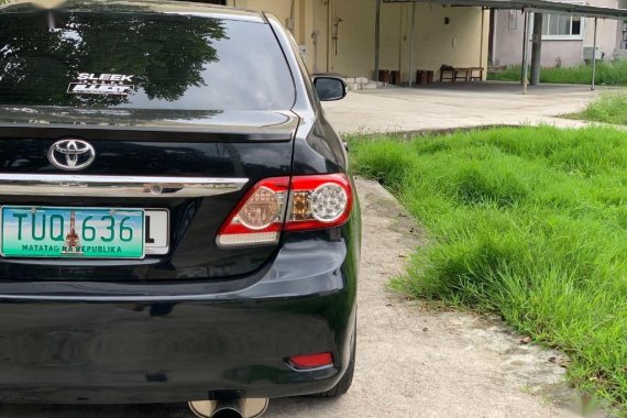 Black Toyota Corolla Altis 2011 for sale in Angeles