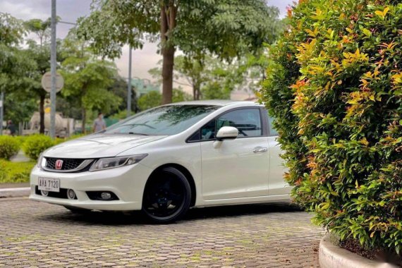 White Honda Civic 2015 for sale