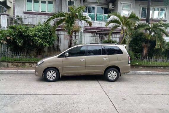 Sell Grey 2011 Toyota Innova in Bayombong