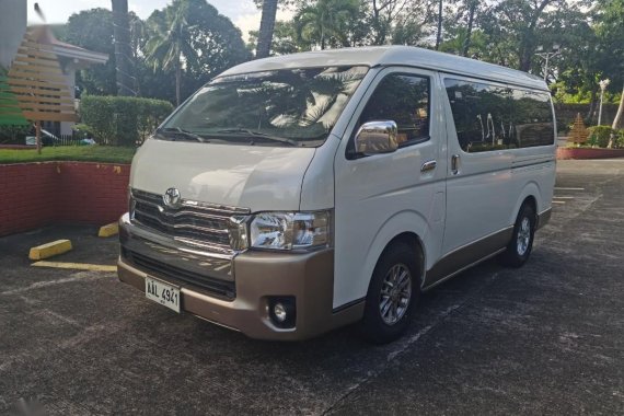 Pearl White Toyota Hiace Super Grandia 2014 for sale in Pateros 