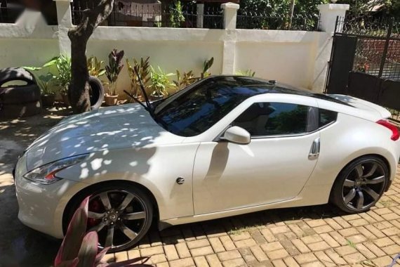 White Nissan 370Z 2009 for sale in Marikina