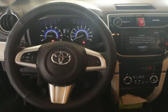 Selling Black Toyota Rush 2020 in Imus