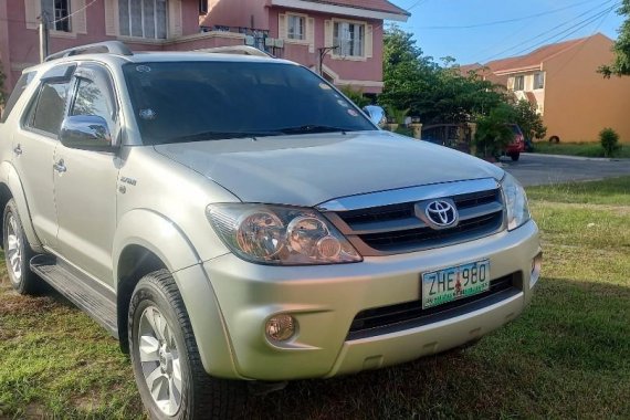 Selling Silver Toyota Fortuner 2007 in Muntinlupa