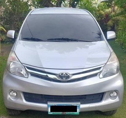 Silver Toyota Avanza 2012 for sale in Cebu City