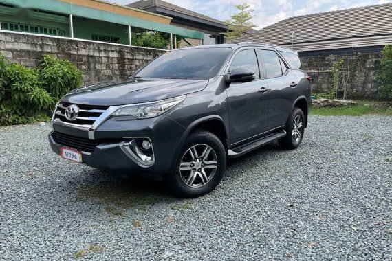 Selling Grey Toyota Fortuner 2018 in Quezon